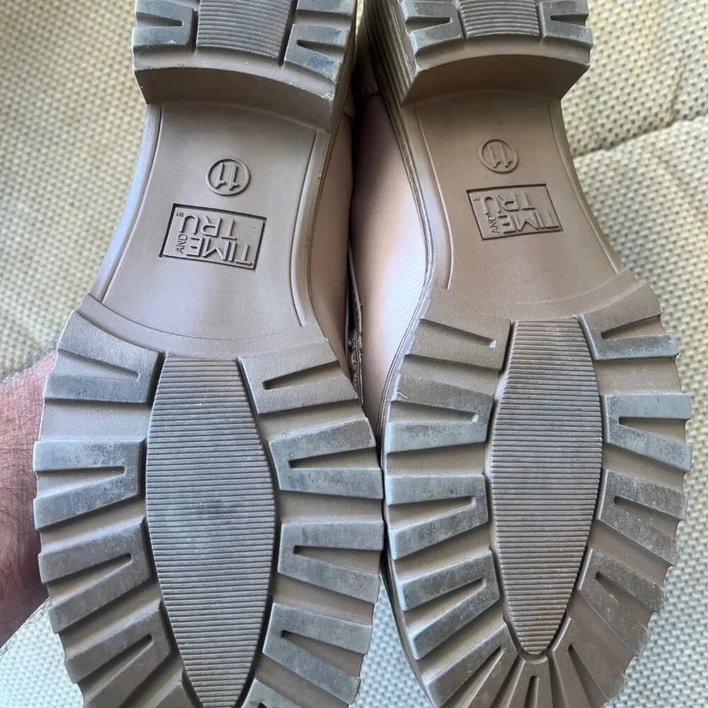 Women’s Time And Tru Memory Foam Platform Penny Loafers Tan Nude‎ Size 11